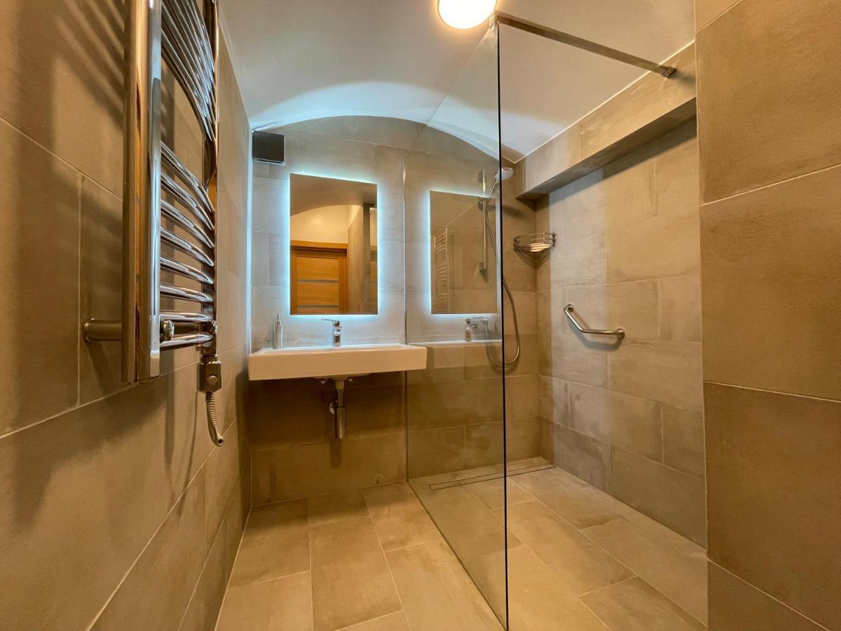 Modern Guest House In City Center I Room 3 Вильнюс Экстерьер фото