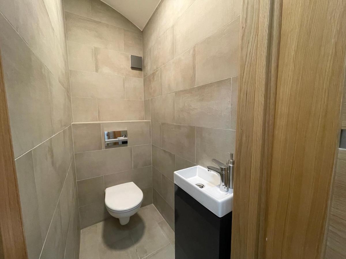 Modern Guest House In City Center I Room 3 Вильнюс Экстерьер фото